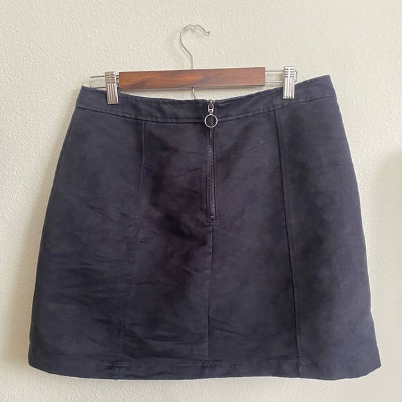 Old Navy Faux-Suede Utility A-Line Mini Skirt - Navy Blue - Picture 3 of 7